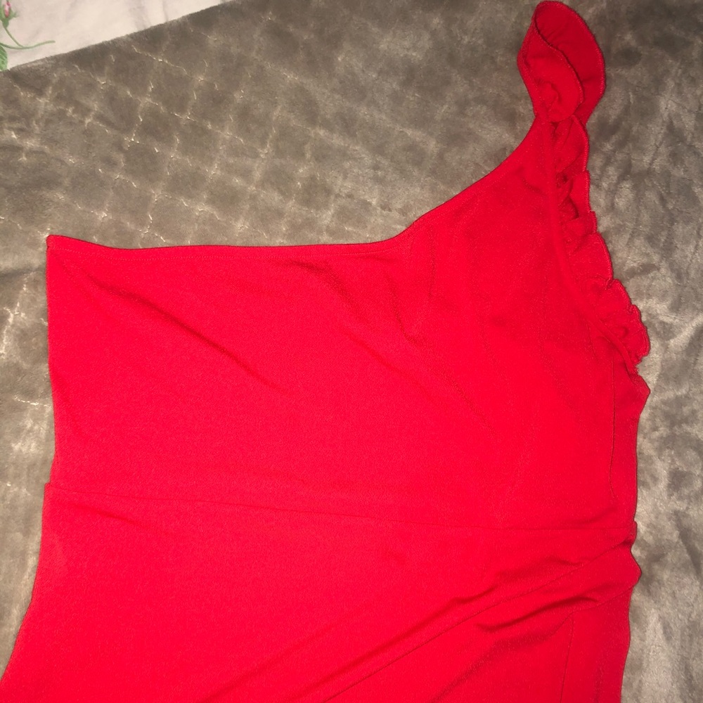 Red Dress - Picture 2 of 3